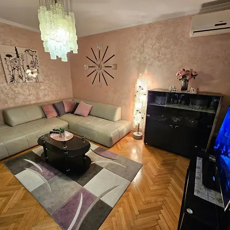 Apartment Slavija *